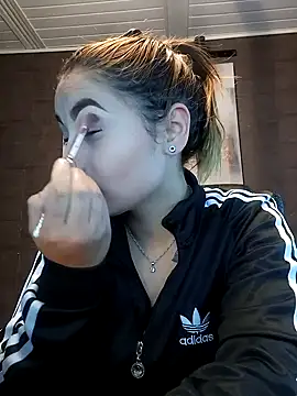 Snapshot of Emiily_W chatting on 01-11-25, 01:43 Emiily W online show from 01-11-25, 01:43