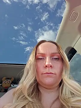 Bondgirl 013 online show from 10-30-25, 10:38