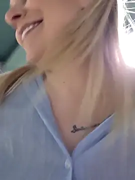 Snapshot of Bondgirl_013 chatting on 03-25-26, 06:14 Bondgirl 013 online show from 03-25-26, 06:14