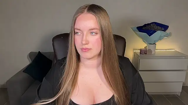 EvaMaddison online show from 06-06-26, 08:57