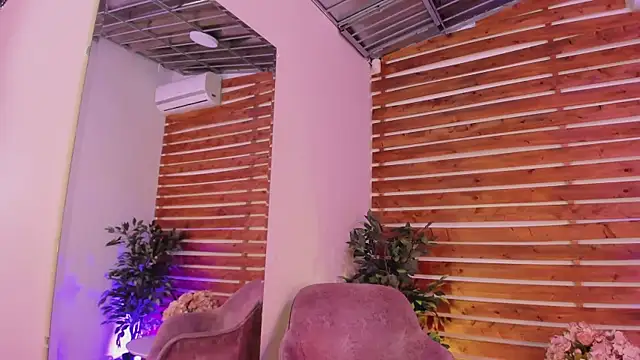  MeganRain online show from 11-11-25, 08:47