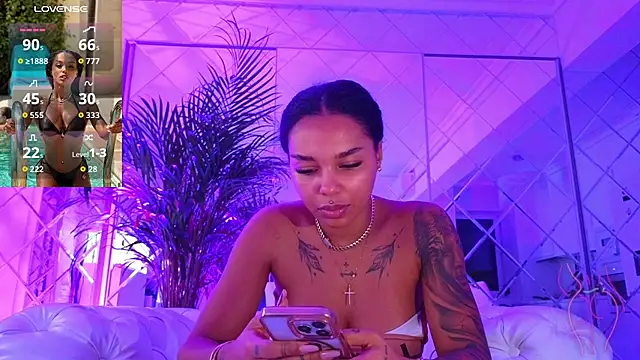 KimiBrown online show from 11-28-25, 06:05