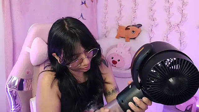 Nami usagi online show from 11-27-25, 04:42