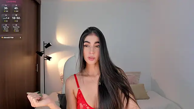 Snapshot of RebeccaBaxter chatting on 02-14-26, 10:17 RebeccaBaxter online show from 02-14-26, 10:17