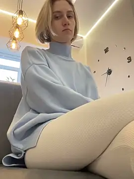 Snapshot of Feral_berry_8133 chatting on 01-17-25, 06:36 Feral berry 8133 online show from 01-17-25, 06:36