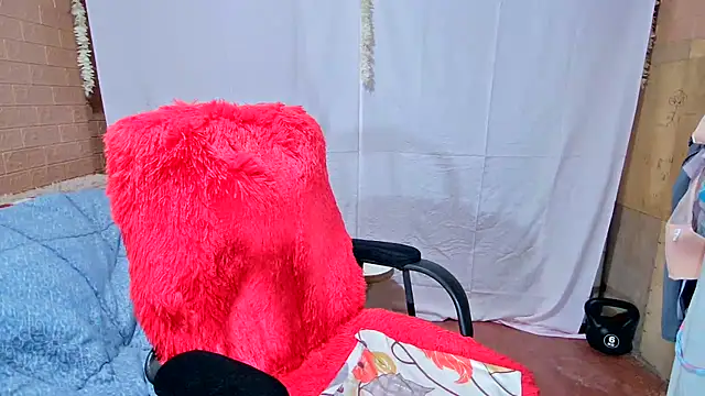 M e c e l online show from 02-20-25, 03:45