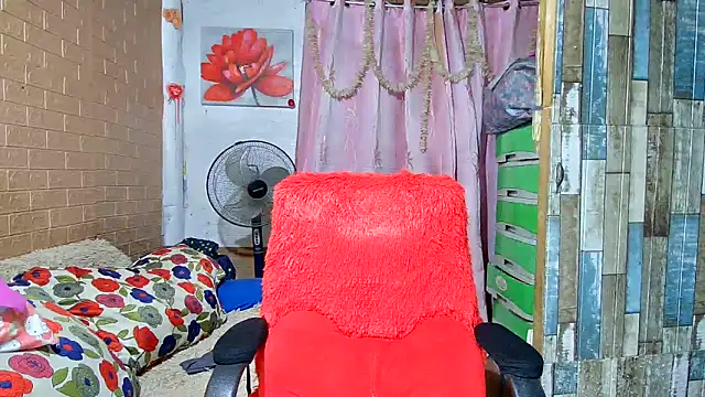 M e c e l online show from 03-13-25, 04:27