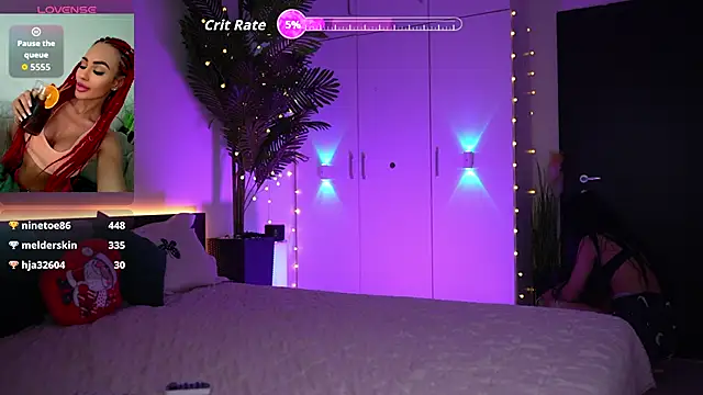 Lorettelorena online show from 12-21-25, 08:16