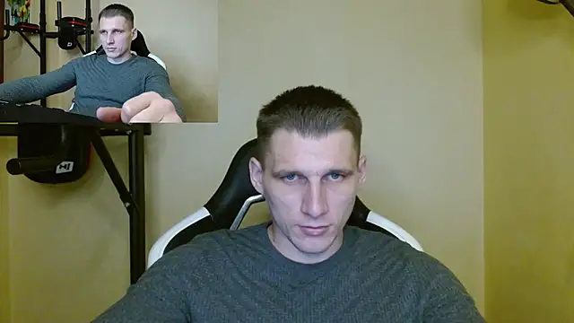 Snapshot of PoliglotJoe chatting on 12-27-24, 06:24 PoliglotJoe online show from 12-27-24, 06:24