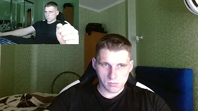Snapshot of PoliglotJoe chatting on 01-22-25, 05:28 PoliglotJoe online show from 01-22-25, 05:28