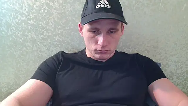Snapshot of PoliglotJoe chatting on 03-04-25, 09:29 PoliglotJoe online show from 03-04-25, 09:29
