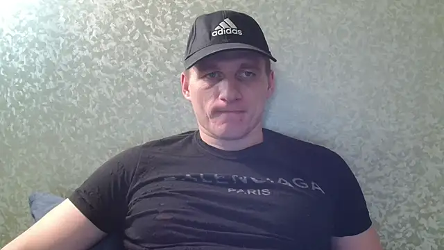 Snapshot of PoliglotJoe chatting on 03-07-25, 01:53 PoliglotJoe online show from 03-07-25, 01:53
