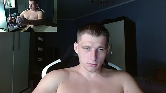 Snapshot of PoliglotJoe chatting on 09-15-25, 01:16 PoliglotJoe online show from 09-15-25, 01:16