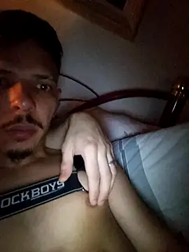 Snapshot of JuninhoPilati chatting on 11-13-25, 06:23 JuninhoPilati online show from 11-13-25, 06:23