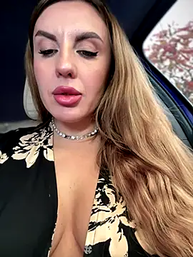 Snapshot of Kalli_Fornia chatting on 10-16-25, 08:26 Kalli Fornia online show from 10-16-25, 08:26