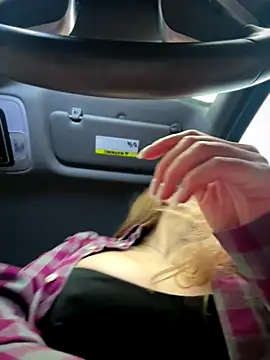 Kalli Fornia online show from 12-14-25, 09:36