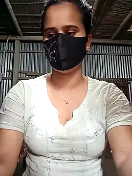 Snapshot of Sexy-Binita chatting on 02-09-25, 07:38 Sexy-Binita online show from 02-09-25, 07:38