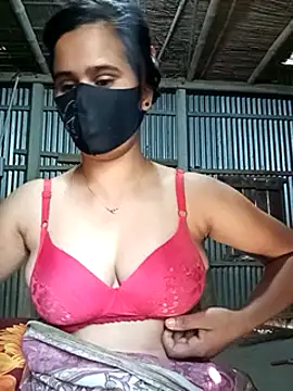 Snapshot of Sexy-Binita chatting on 03-07-25, 04:24 Sexy-Binita online show from 03-07-25, 04:24
