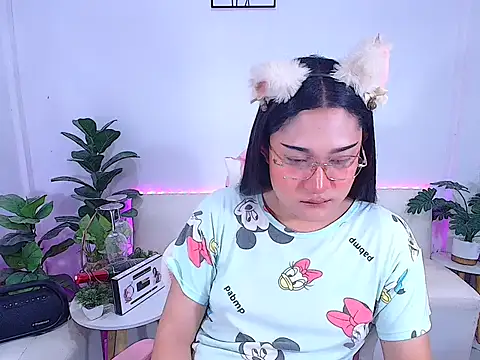 Snapshot of plysaithailand chatting on 10-14-25, 01:28 plysaithailand online show from 10-14-25, 01:28