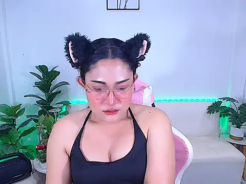 Snapshot of plysaithailand chatting on 10-15-25, 01:55 plysaithailand online show from 10-15-25, 01:55