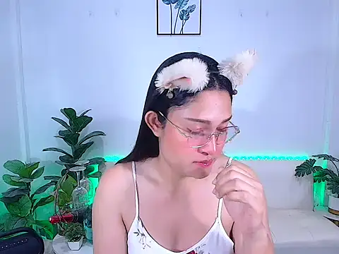 Snapshot of plysaithailand chatting on 11-11-25, 11:05 plysaithailand online show from 11-11-25, 11:05