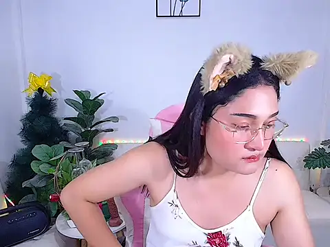 Snapshot of plysaithailand chatting on 12-01-25, 01:27 plysaithailand online show from 12-01-25, 01:27