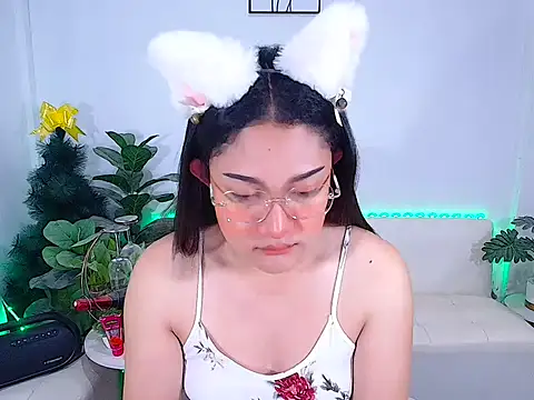 Snapshot of plysaithailand chatting on 12-16-25, 11:10 plysaithailand online show from 12-16-25, 11:10