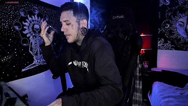 Snapshot of josh__ackerman chatting on 03-03-25, 10:31 josh ackerman online show from 03-03-25, 10:31