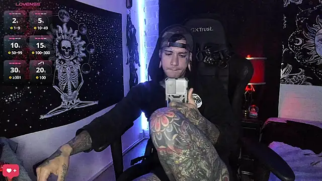 Snapshot of josh__ackerman chatting on 03-12-25, 09:56 josh ackerman online show from 03-12-25, 09:56