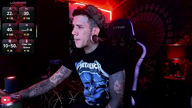 Snapshot of josh__ackerman chatting on 09-19-25, 03:13 josh ackerman online show from 09-19-25, 03:13