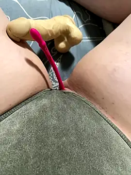 katcclovea online show from 11-30-25, 01:59