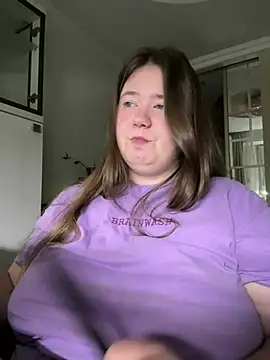 Snapshot of remirann_ chatting on 01-02-25, 03:29 remirann online show from 01-02-25, 03:29