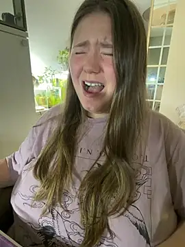 Snapshot of remirann_ chatting on 11-05-25, 07:25 remirann online show from 11-05-25, 07:25