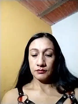 Snapshot of kendrasub chatting on 01-11-26, 05:01 kendrasub online show from 01-11-26, 05:01