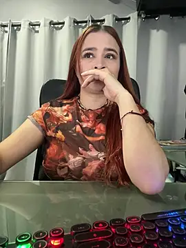 Snapshot of Marie_Castelzc chatting on 02-20-25, 01:08 Marie Castelzc online show from 02-20-25, 01:08