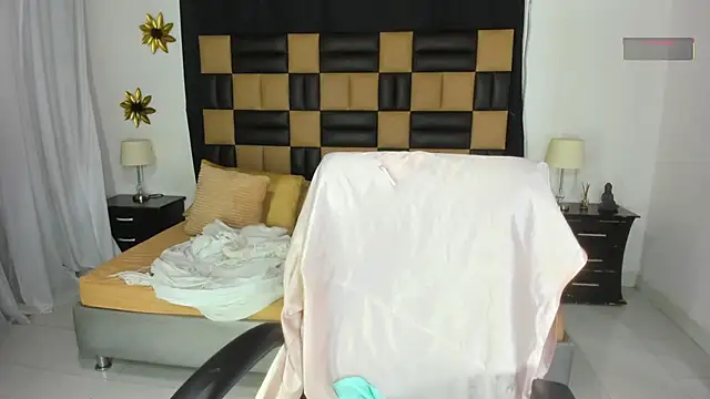 BarbieKano online show from 09-28-25, 11:10