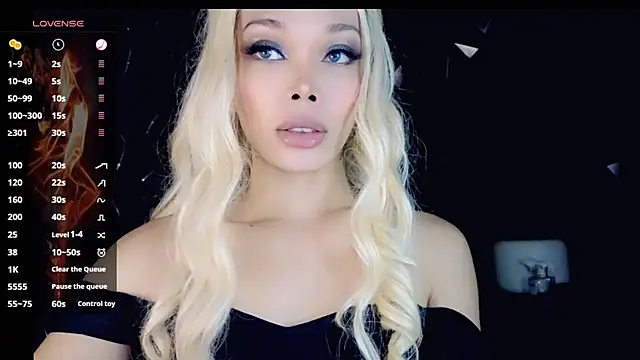 Snapshot of sugar_bbyxx chatting on 11-16-25, 05:13 sugar bbyxx online show from 11-16-25, 05:13