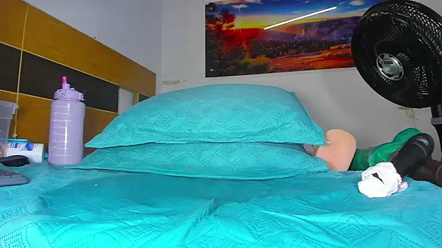  ebony-queen  online show from 03-05-25, 06:12