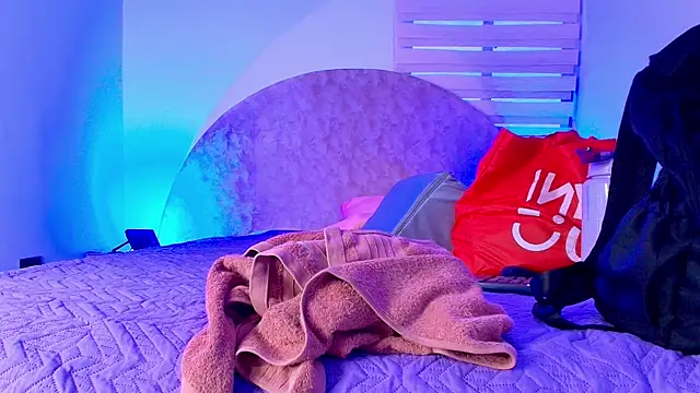  ebony-queen  online show from 11-26-25, 12:06