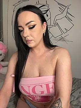 Snapshot of na_dolli chatting on 02-04-25, 05:12 na dolli online show from 02-04-25, 05:12