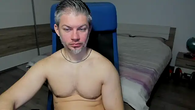 RobbyShawz online show from 01-29-25, 05:40