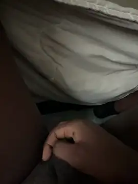 Snapshot of Hmmmtachatte2 chatting on 10-19-25, 02:40 Hmmmtachatte2 online show from 10-19-25, 02:40