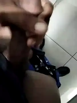 Snapshot of TitularAdaption chatting on 10-09-25, 12:58 TitularAdaption online show from 10-09-25, 12:58