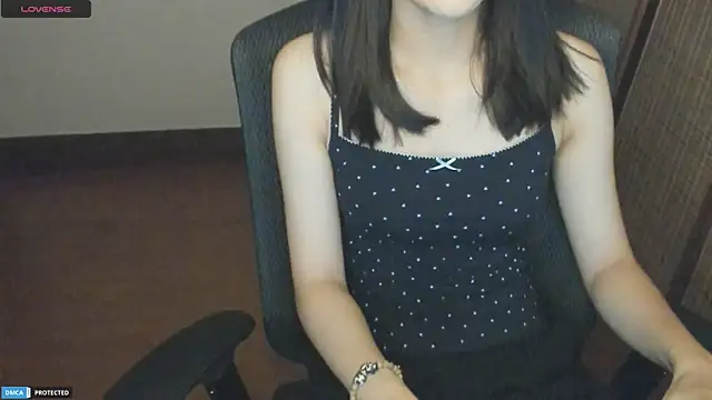 Snapshot of Ayase_momo chatting on 06-09-26, 09:15 Ayase momo online show from 06-09-26, 09:15