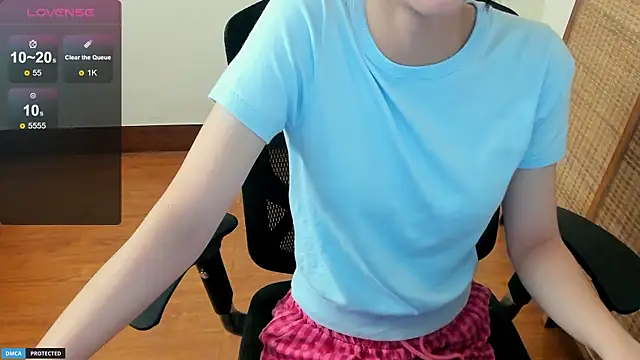 Snapshot of Ayase_momo chatting on 06-14-26, 12:18 Ayase momo online show from 06-14-26, 12:18