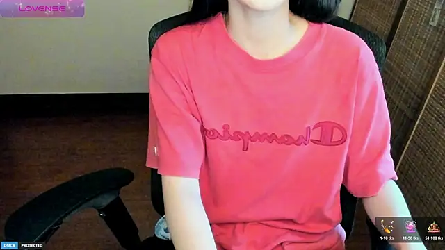 Snapshot of Ayase_momo chatting on 07-09-26, 10:36 Ayase momo online show from 07-09-26, 10:36