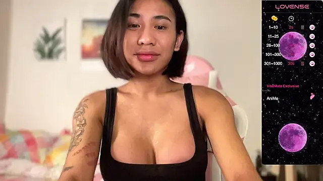 Snapshot of Alaia_Pope chatting on 02-02-25, 08:02 Alaia Pope online show from 02-02-25, 08:02