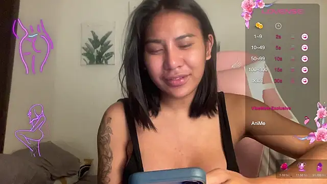 Snapshot of Alaia_Pope chatting on 02-11-26, 01:21 Alaia Pope online show from 02-11-26, 01:21