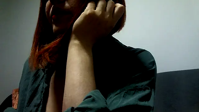 Snapshot of MashaYeah777 chatting on 12-27-24, 05:26 MashaYeah777 online show from 12-27-24, 05:26