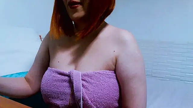 Snapshot of MashaYeah777 chatting on 11-22-25, 06:07 MashaYeah777 online show from 11-22-25, 06:07